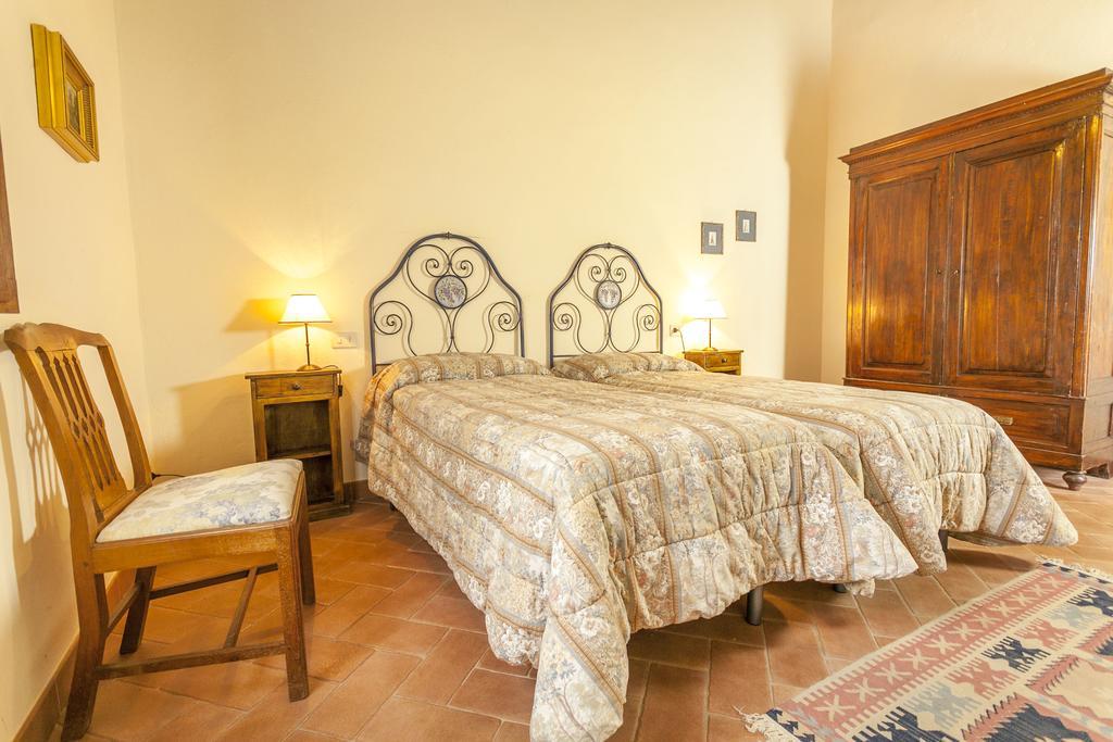 Borgo La Grancia Hotel Montisi Room photo