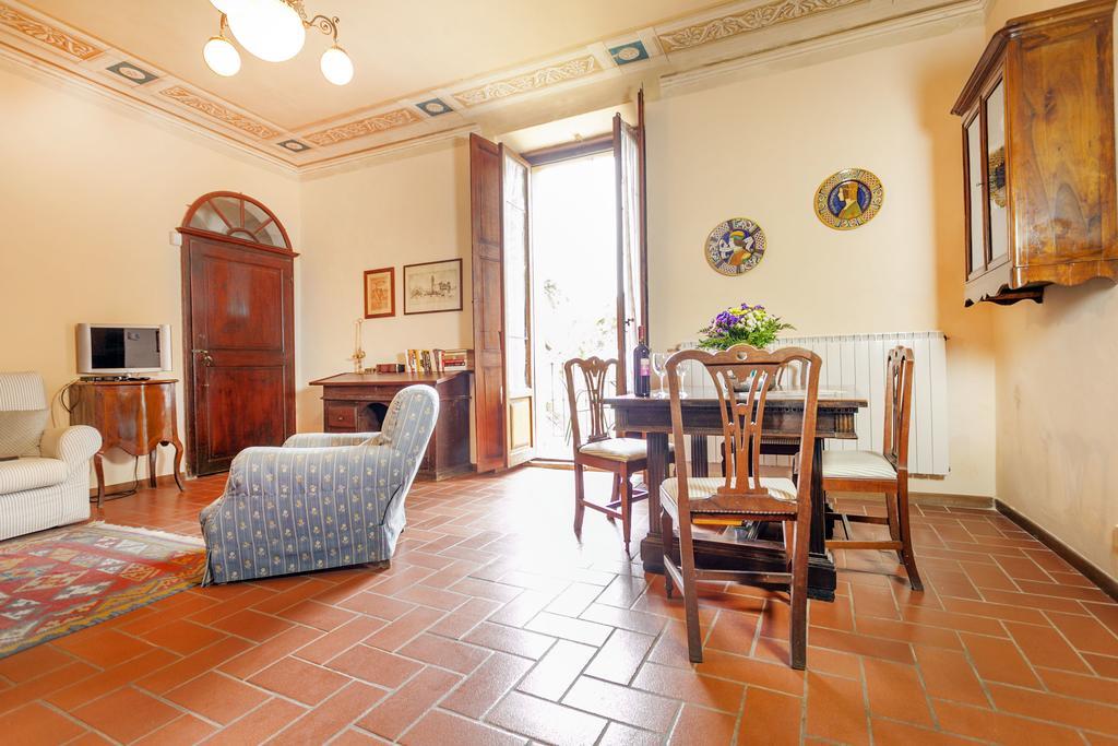 Borgo La Grancia Hotel Montisi Exterior photo