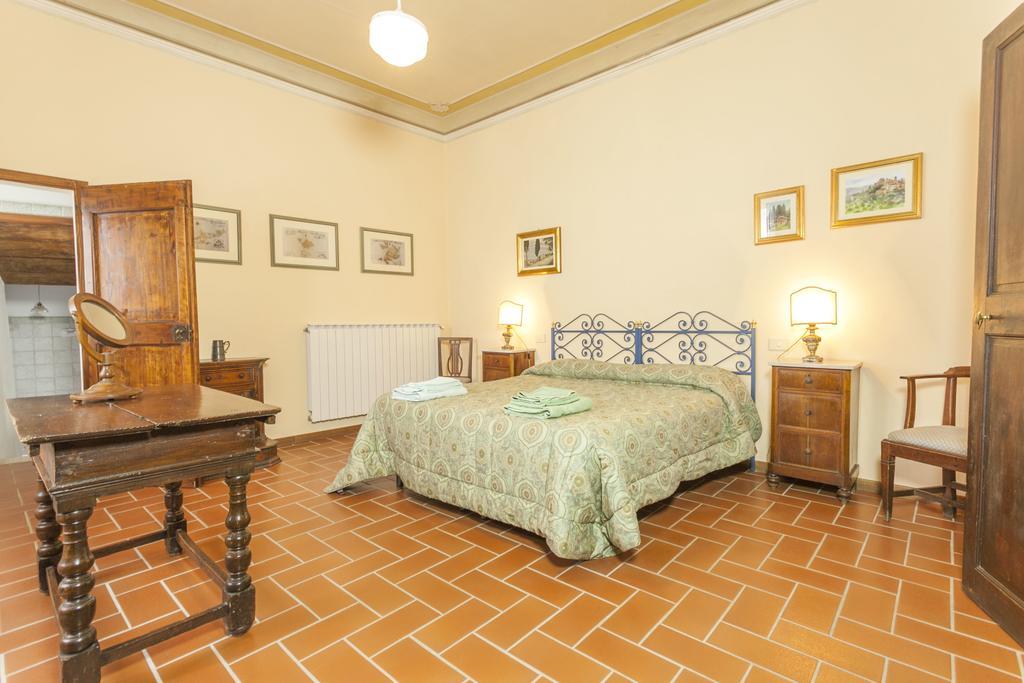 Borgo La Grancia Hotel Montisi Exterior photo